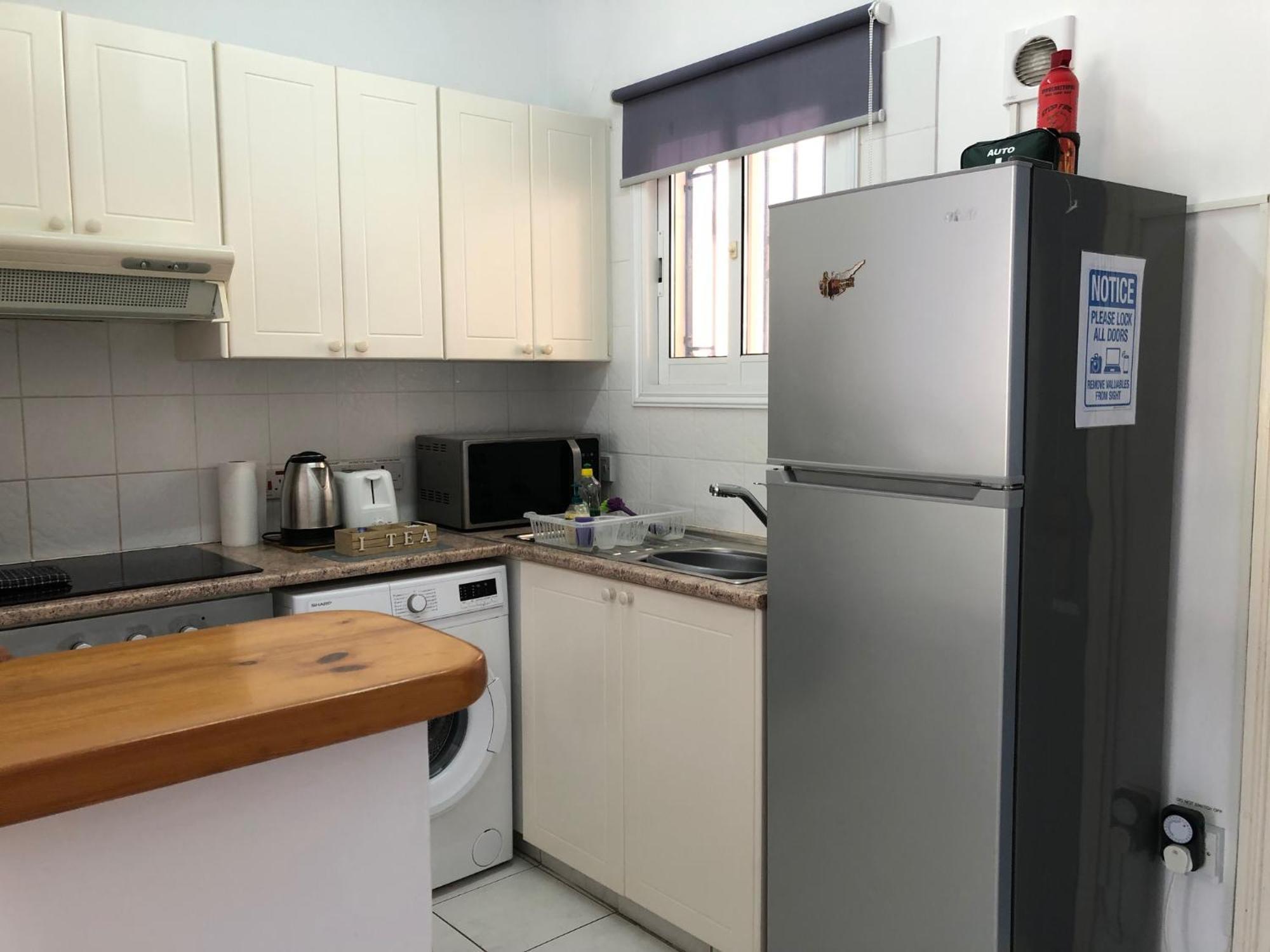 Stylish 1 Bedroom Apartment In Limnaria Gardens Pafos Zewnętrze zdjęcie