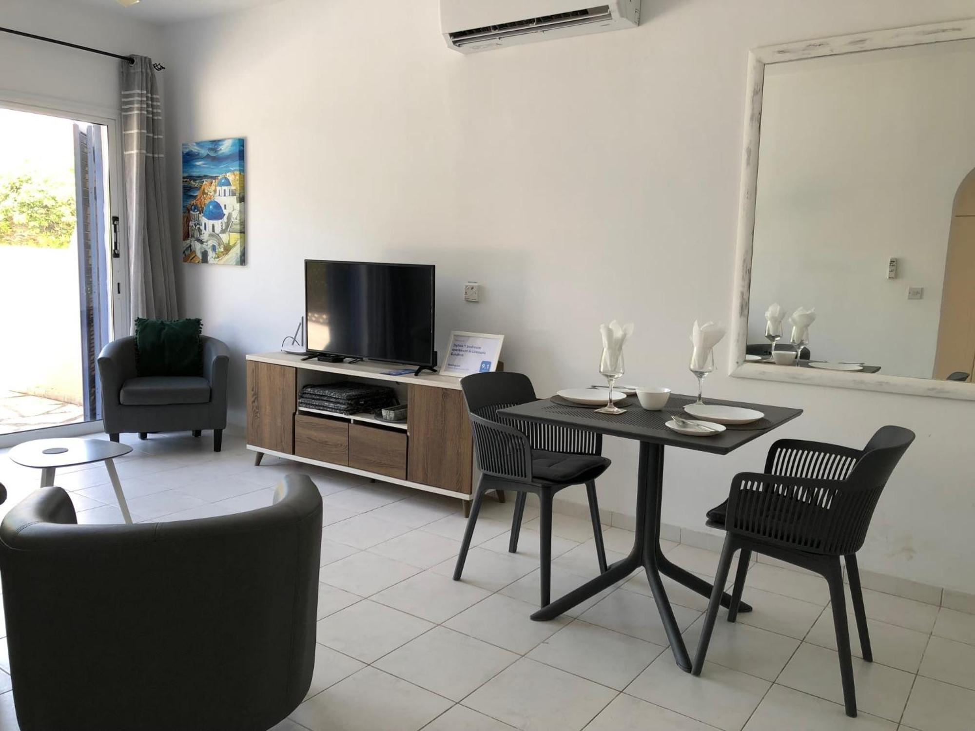 Stylish 1 Bedroom Apartment In Limnaria Gardens Pafos Zewnętrze zdjęcie