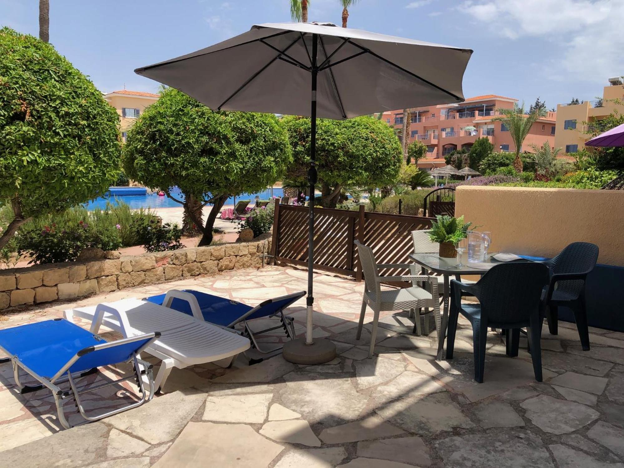 Stylish 1 Bedroom Apartment In Limnaria Gardens Pafos Zewnętrze zdjęcie