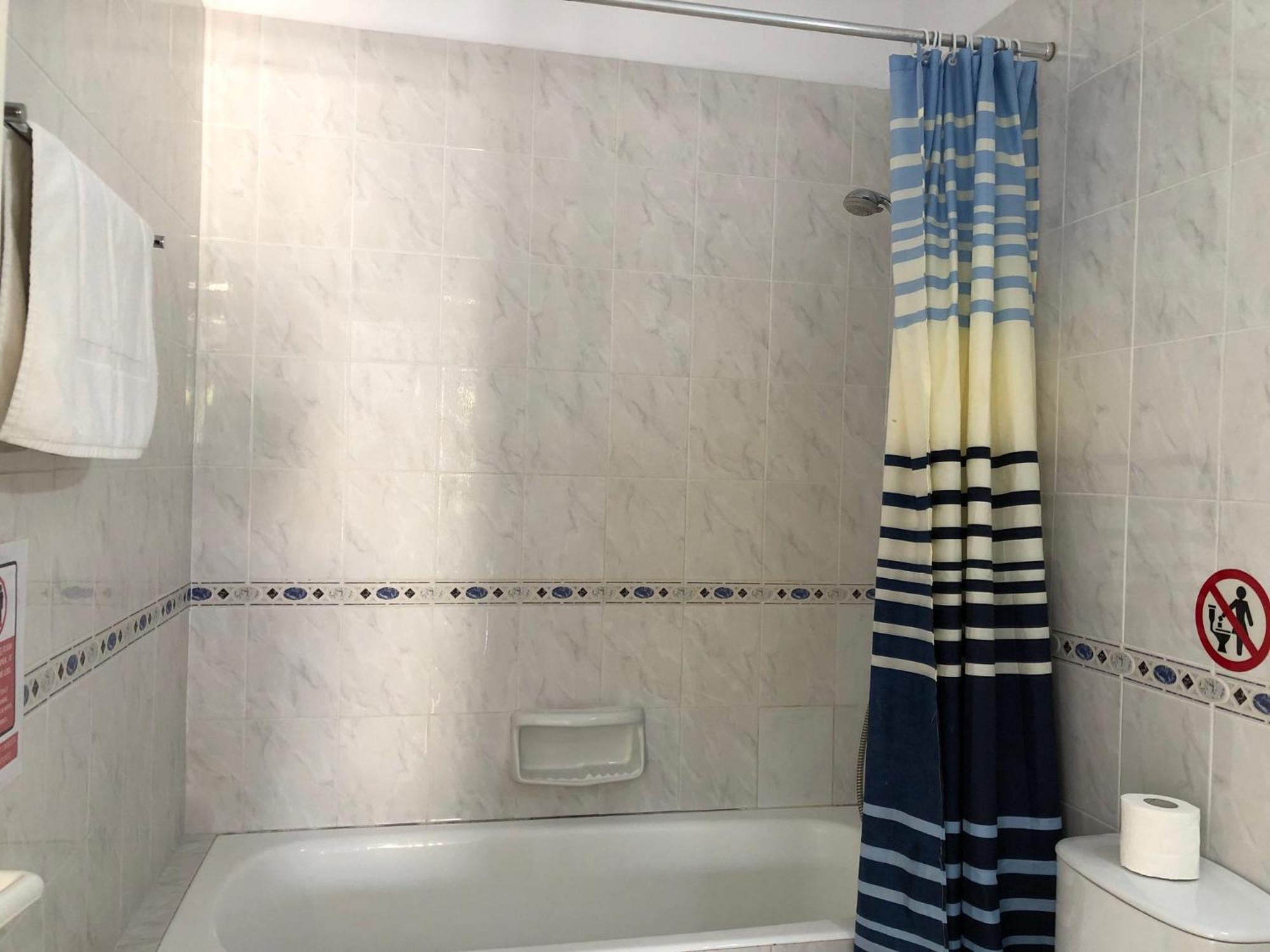 Stylish 1 Bedroom Apartment In Limnaria Gardens Pafos Zewnętrze zdjęcie
