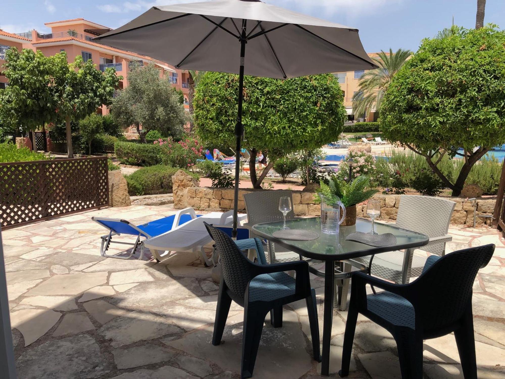Stylish 1 Bedroom Apartment In Limnaria Gardens Pafos Zewnętrze zdjęcie